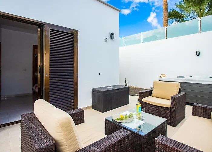 Gorgeous In Palmas Playa Blan With Private Swimming Pool, Be Inside Or Outside *